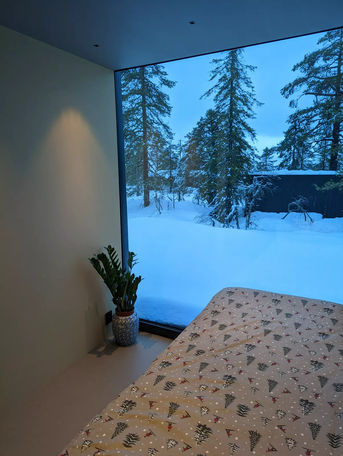 Modern cabin designed by Snøhetta 