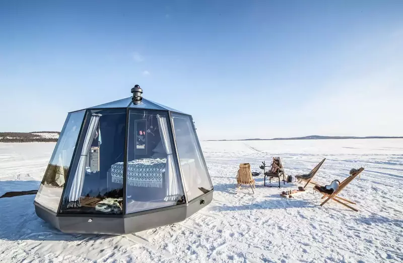 Aurora Igloo hotel
