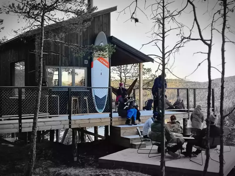 Treetop Ekne