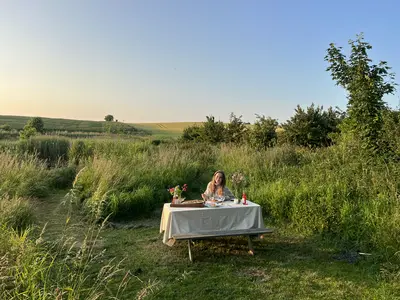 Natur shelter ved sø ved Camønogaarden 