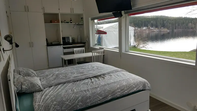 Évika 1